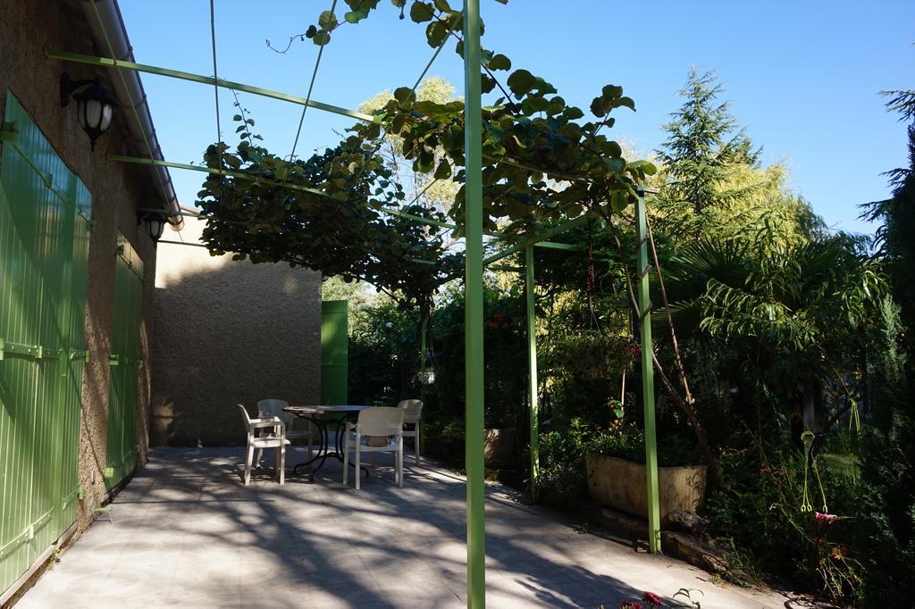 Villa La Marpierre Mondragon Exterior foto